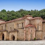Qué visitar en Cantabria: Monasterio de Santo Toribio de Liébana